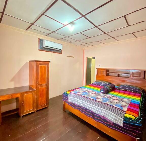 Номер Economy, Damien Arico Surf Camp Nias