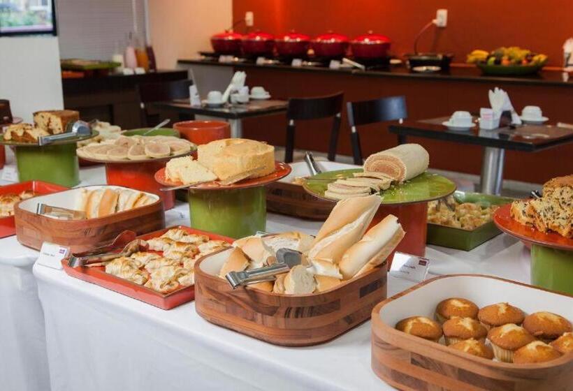 海の見えるスタンダードスタジオ, Flat Recife Boa Viagem