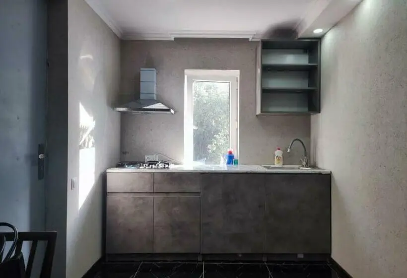 اتاق استاندارد, House In Gergeti