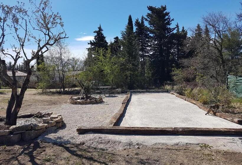 Номер Стандарт Вид на Сад, Le Moulin