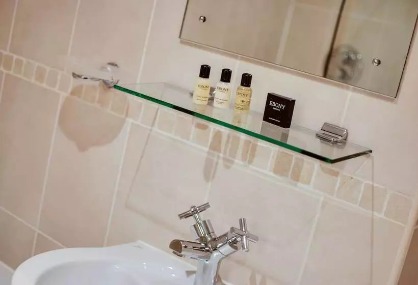 آپارتمان 1 خوابه, Base Serviced Apartments   Cumberland Apartments