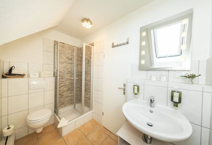 スタンダードルーム, Das Kleine Glück   Adults Only