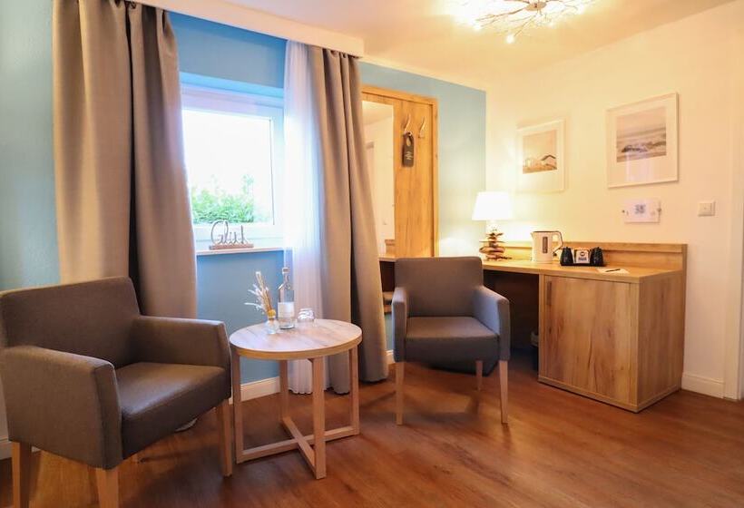 スタンダードルーム, Das Kleine Glück   Adults Only