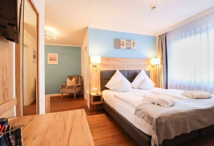 ジュニアスイート, Das Kleine Glück   Adults Only