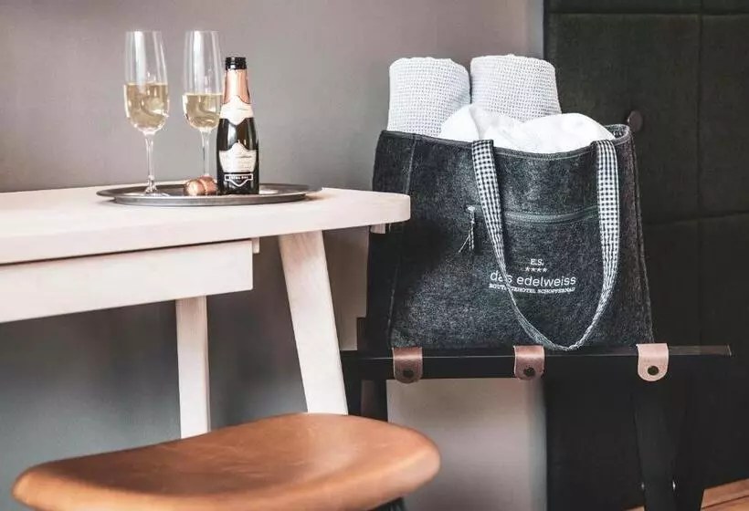 Sviitti Vuoristonäkymä, Boutiquehotel Das Edelweiss