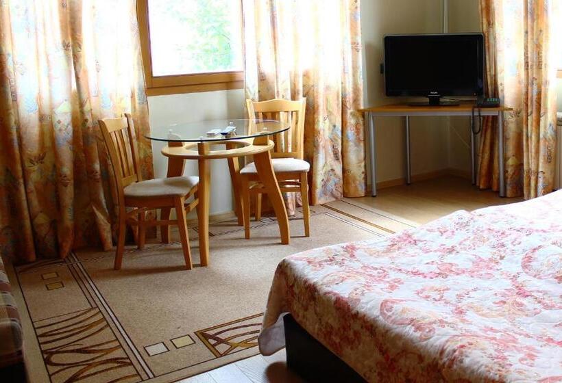 标准三人间, Family Hotel Sonata