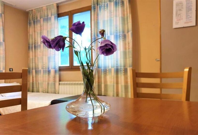 Номер Стандарт Трехместный, Family Hotel Sonata