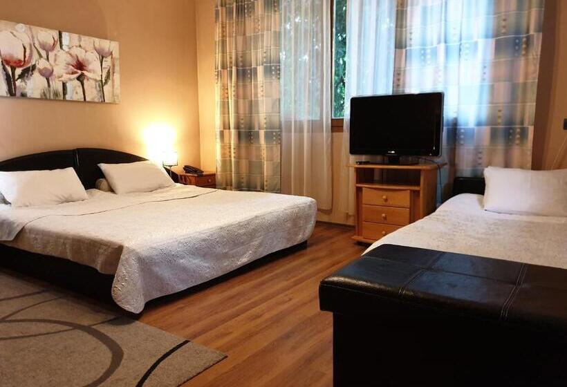 标准三人间, Family Hotel Sonata