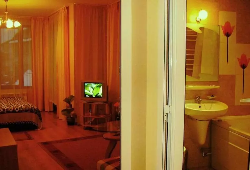 スイート, Family Hotel Sonata