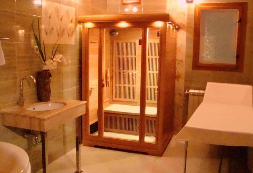 带按摩功能的小型套房, Family Hotel Sonata