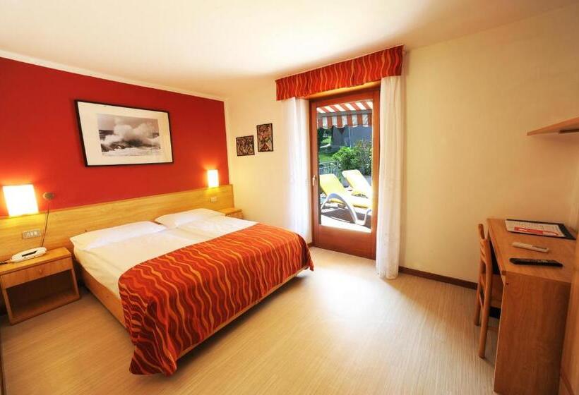 レイクビュースタンダードルーム, Da Tino