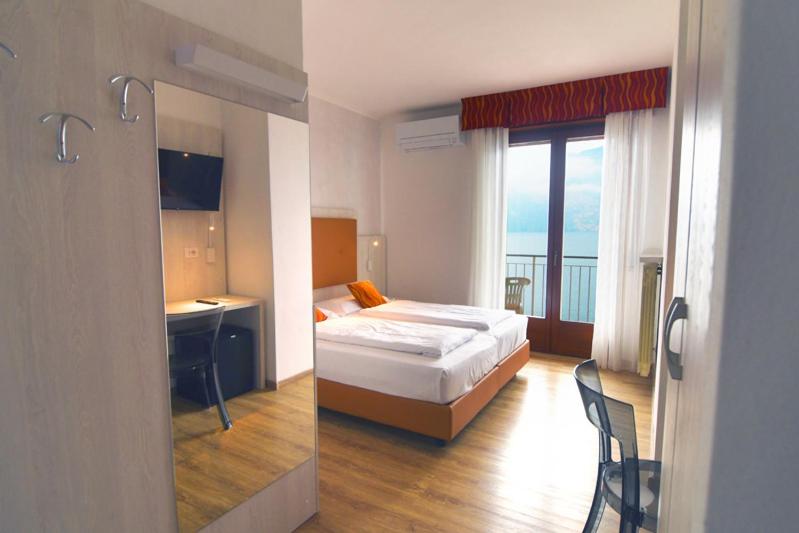 レイクビュースタンダードルーム, Da Tino