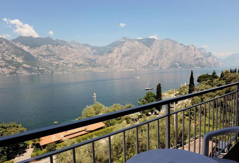 バルコニー付きスタンダードルーム, Da Tino