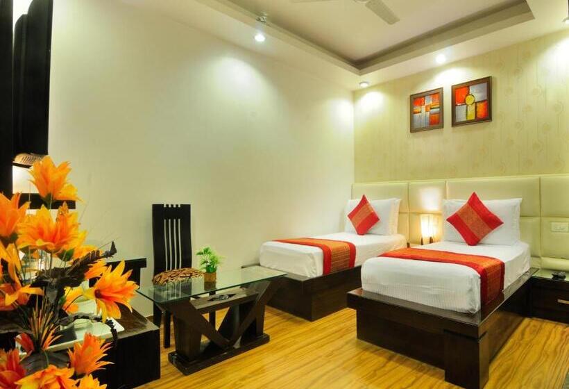 Номер Deluxe, Elegance