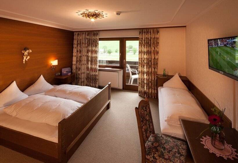 베이직 3인 룸, Elisabeth