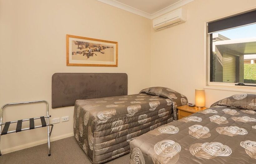 آپارتمان 1 خوابه, Emerald Inn By Travellers