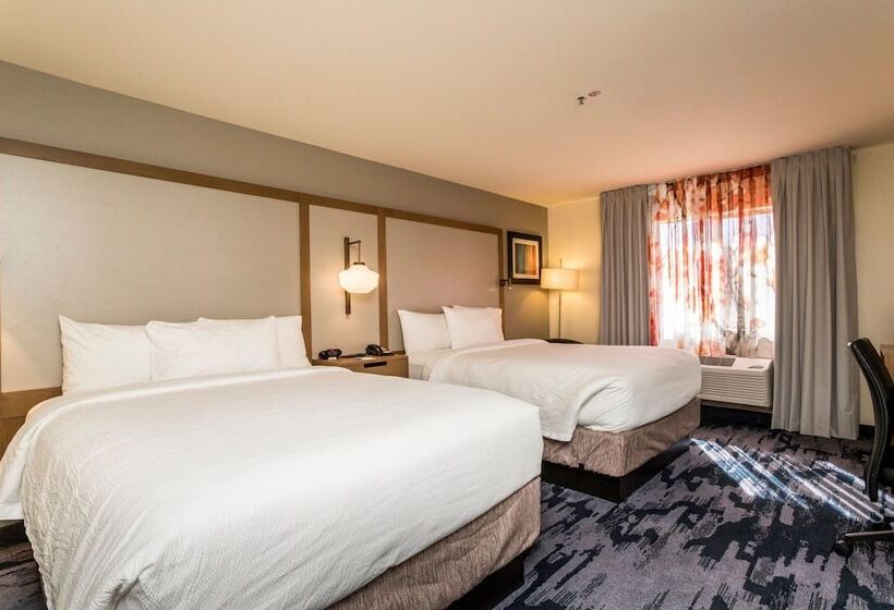 Номер Стандарт 2 Двуспальные Кровати, Fairfield Inn St. George
