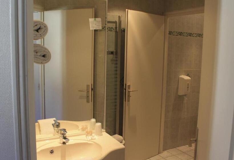 コンフォートルーム, De Paris