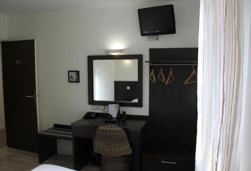 Семейный Номер, De Paris