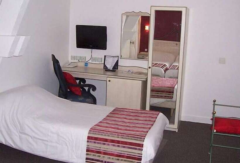 Трехместный Номер Комфорт, De Paris