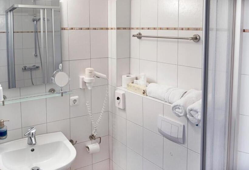 Standard Yhden Hengen Huone Parveke, Jess Am Meer