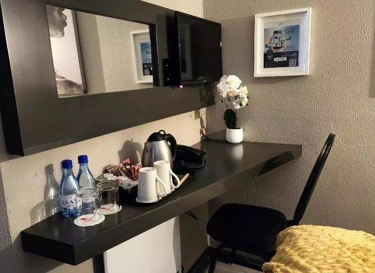 اتاق خانوادگی, Inani Hotel Morning Star