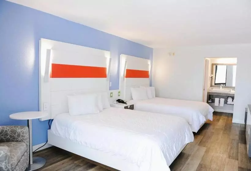 اتاق استاندارد, Regency Inn & Suites  Saint Augustine