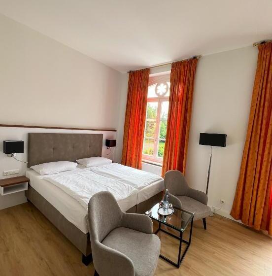 标准间带阳台, Schloss Schlemmin