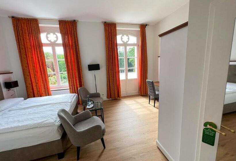 标准间带阳台, Schloss Schlemmin