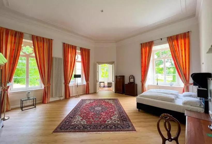 スイート, Schloss Schlemmin