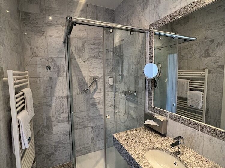 豪华房间, Schloss Schlemmin