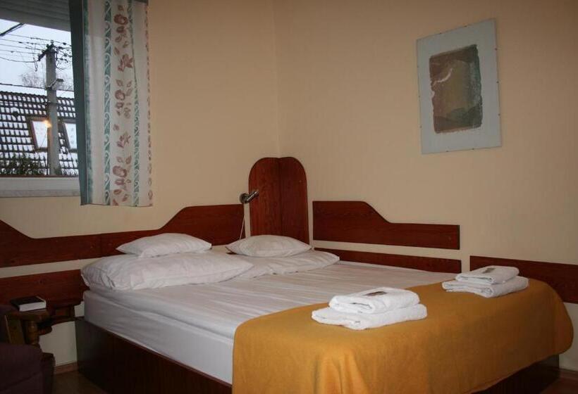 חדר סטנדרט, Szent György Fogadó