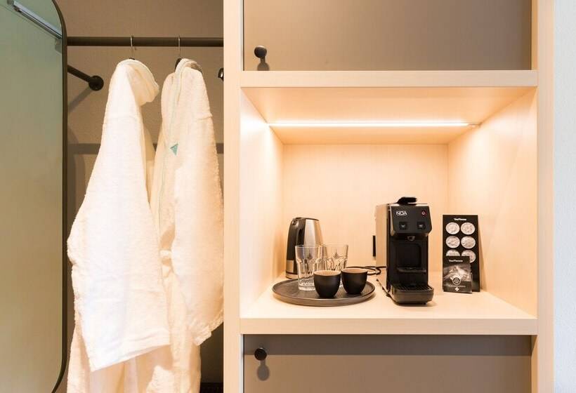 اتاق راحتی, Thermae 2000