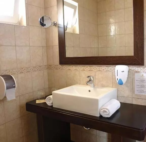 استودیوی استاندارد, Villa Prestige
