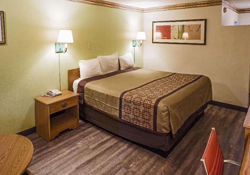 غرفة قياسية سرير كينج, Rodeway Inn Albuquerque Downtown On Rt 66
