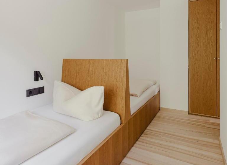 家庭套房, Gasthof Adler