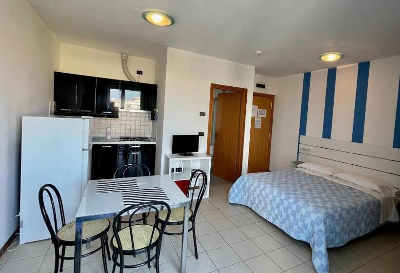 Superior studio with terrace, Residence Villa Azzurra