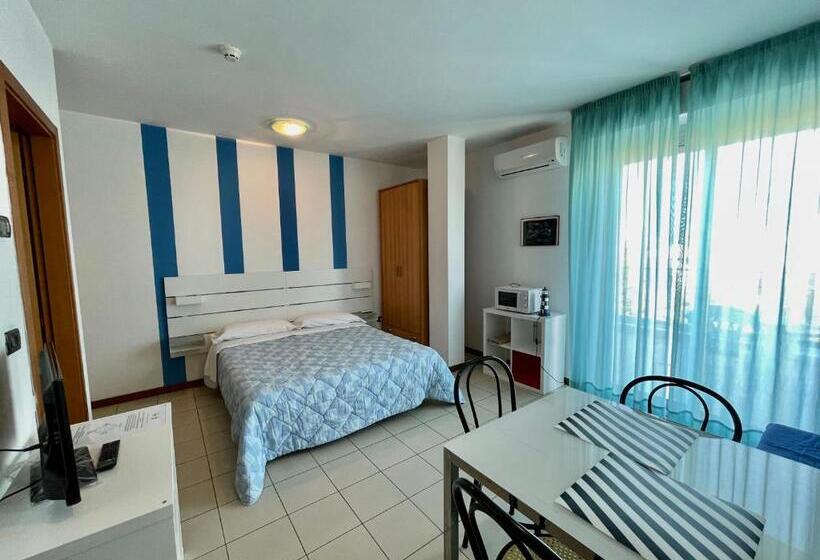 Superior studio with terrace, Residence Villa Azzurra