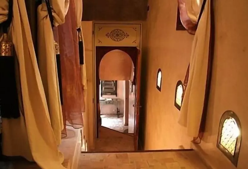 سوییت خانوادگی, Riad Turquoise