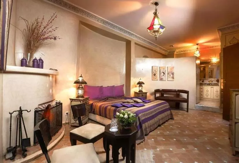 سوییت جونیور, Riad Turquoise