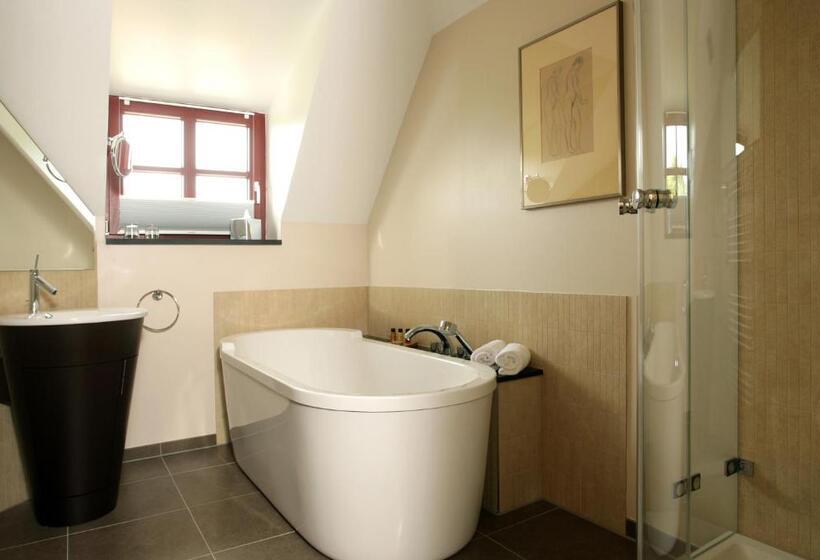 Номер Deluxe Вид на Море, Romantik Hotel Schloss Ranzow