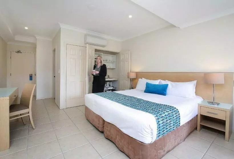 スタンダードスタジオ, Terrigal Sails Serviced Apartments