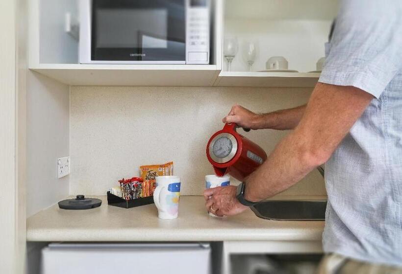 סטודיו סטנדרט עם מרפסת, Terrigal Sails Serviced Apartments