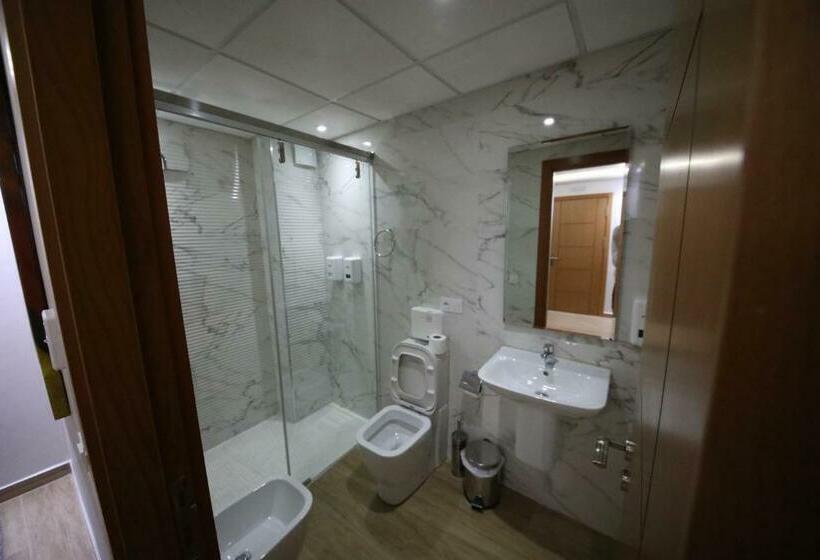 带2个卧室的公寓, Welcome House Appart Hôtel