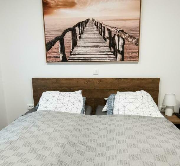 اتاق استاندارد, Hostel Postaja