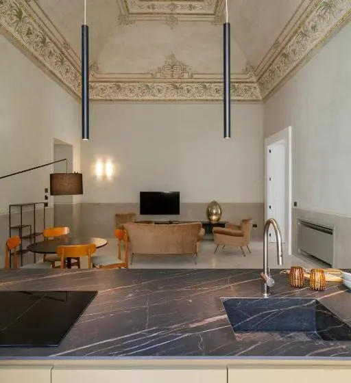 سوئیت 2 خوابه, Palazzo Tafuri