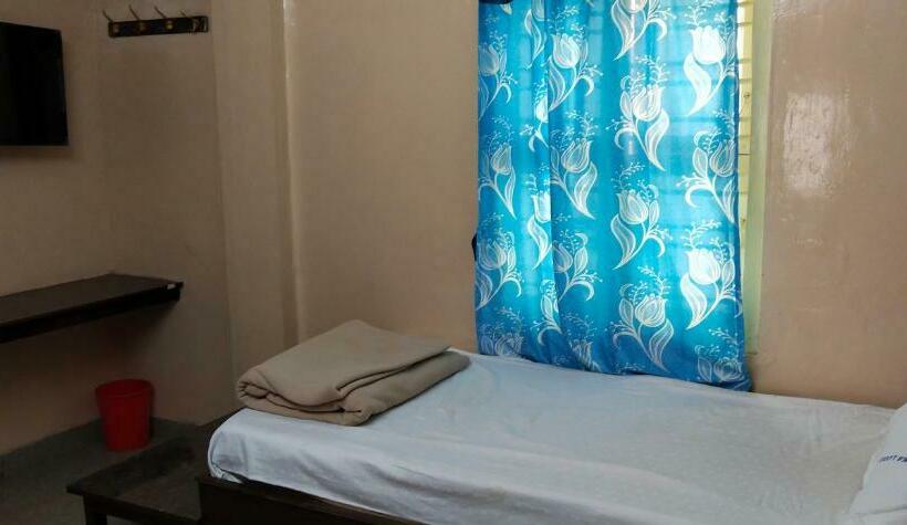 Номер Стандарт Индивидуальный, Sri Ambika Lodge