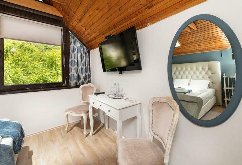 Номер Стандарт, Pannonhalma Panzió