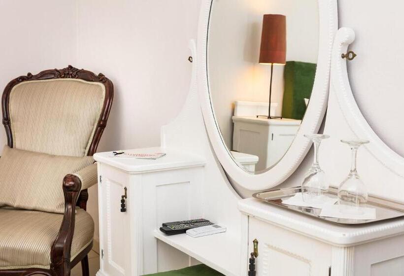 Номер Стандарт Трехместный, Pannonhalma Panzió