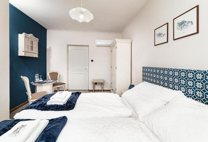 Номер Стандарт, Pannonhalma Panzió